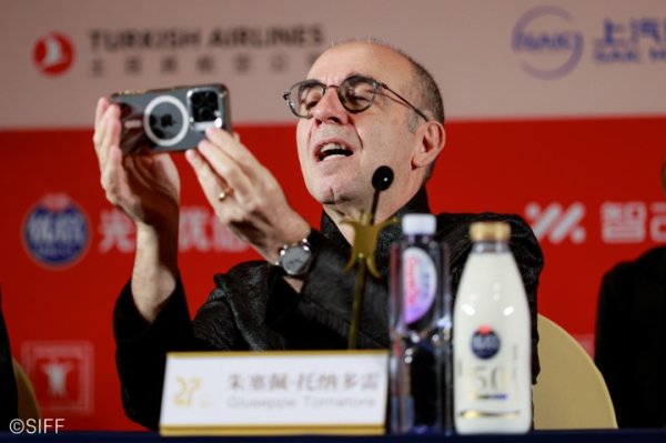 全国股票配资平台官网 电影节 | 金爵奖评委：好电影不被定义